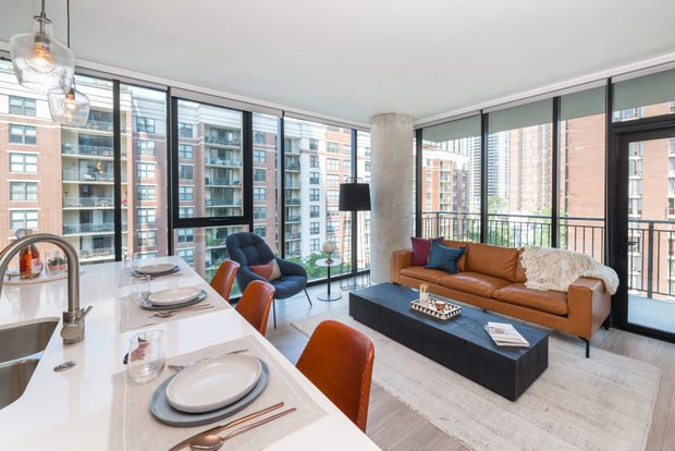 Aurelien Apartment for rent in Chicago, IL
