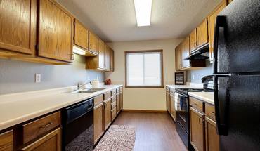 4 of 7 Somerset Apartment for rent in Fargo, ND