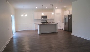 3 of 23 1831 Silver Point Apartment for rent in Middleburg, FL