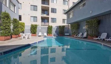 3 of 5 Sherman Oaks Towers Apartment for rent in Sherman Oaks, CA