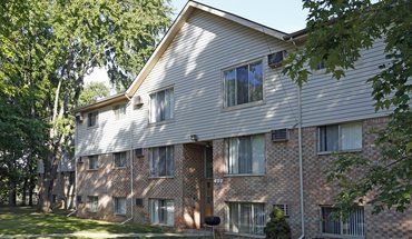 2 of 9 Dearborn View Apartments Apartment for rent in Inkster, MI