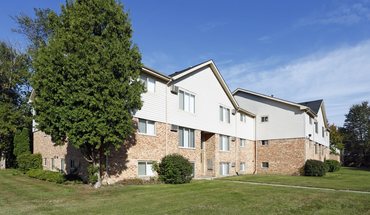 4 of 9 Dearborn View Apartments Apartment for rent in Inkster, MI