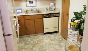 2 of 21 Winchell Way Apartment for rent in Kalamazoo, MI