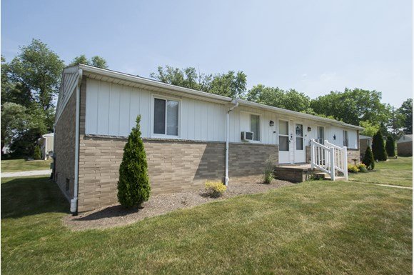 Deville Village-manor Apartment for rent in Massillon, OH