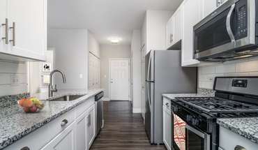 The Preserve At Osprey Lake Apartment for rent in Gurnee, IL