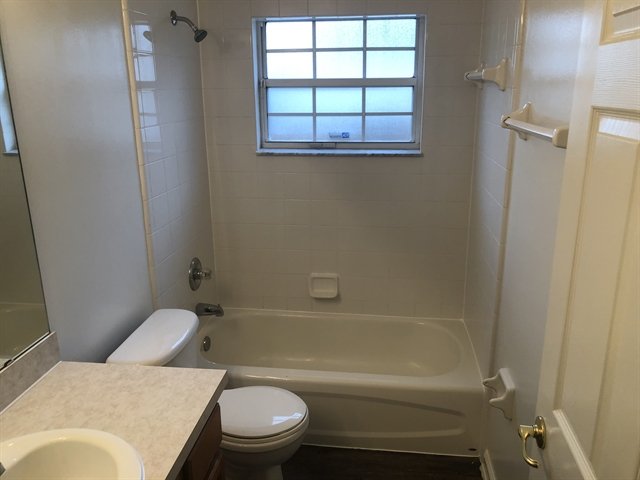 1724 Northglen Circle Apartment for rent in Middleburg, FL