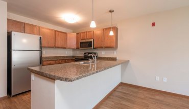3 of 16 Stonefield Apartment for rent in Bismarck, ND