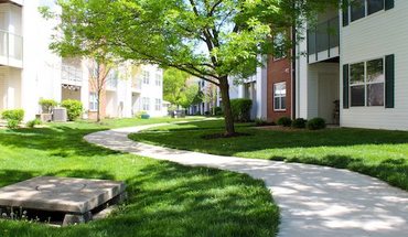 2 of 26 Park Commons Apartment for rent in Valley Park, MO