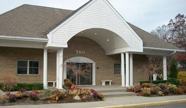 Oakwood Manor Apartment for rent in Bay Shore, NY