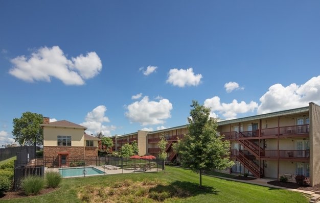 Tiger Village Apartment for rent in Columbia, MO