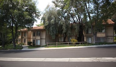 3 of 6 St. Charles Oaks Apartments Apartment for rent in Thousand Oaks, CA