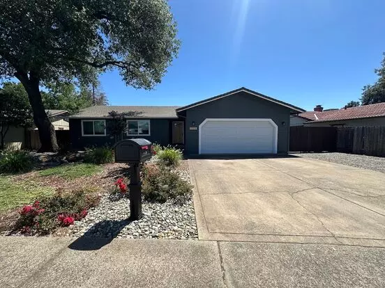 Updated Home With Island Kitchen, Lvp Flooring, And Yard Care Included! Apartment for rent in Redding, CA