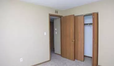 2 of 29 Maple Estates Apartment for rent in Lees Summit, MO