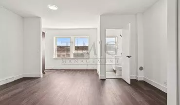 2 of 11 Modern Andersonville Studio With High-end Finishes & Abundant Natural Light! Apartment for rent in Chicago, IL