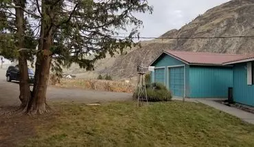3 of 14 Large 4 Bedroom House With Private Beach On The Columbia River House for rent in Chelan, WA