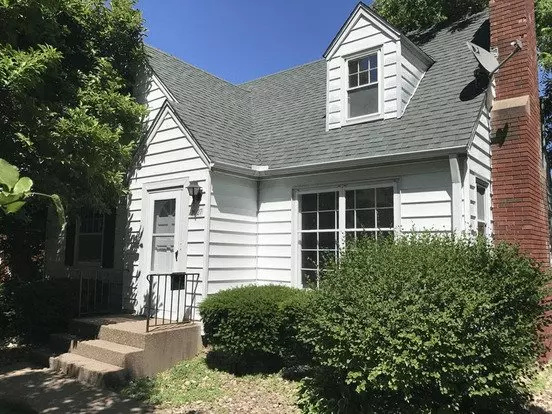 Spacious Home In Quiet Town Apartment for rent in Rock Island, IL