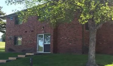 2 of 10 1011 N Garfield Ave Apartment for rent in Pierre, SD