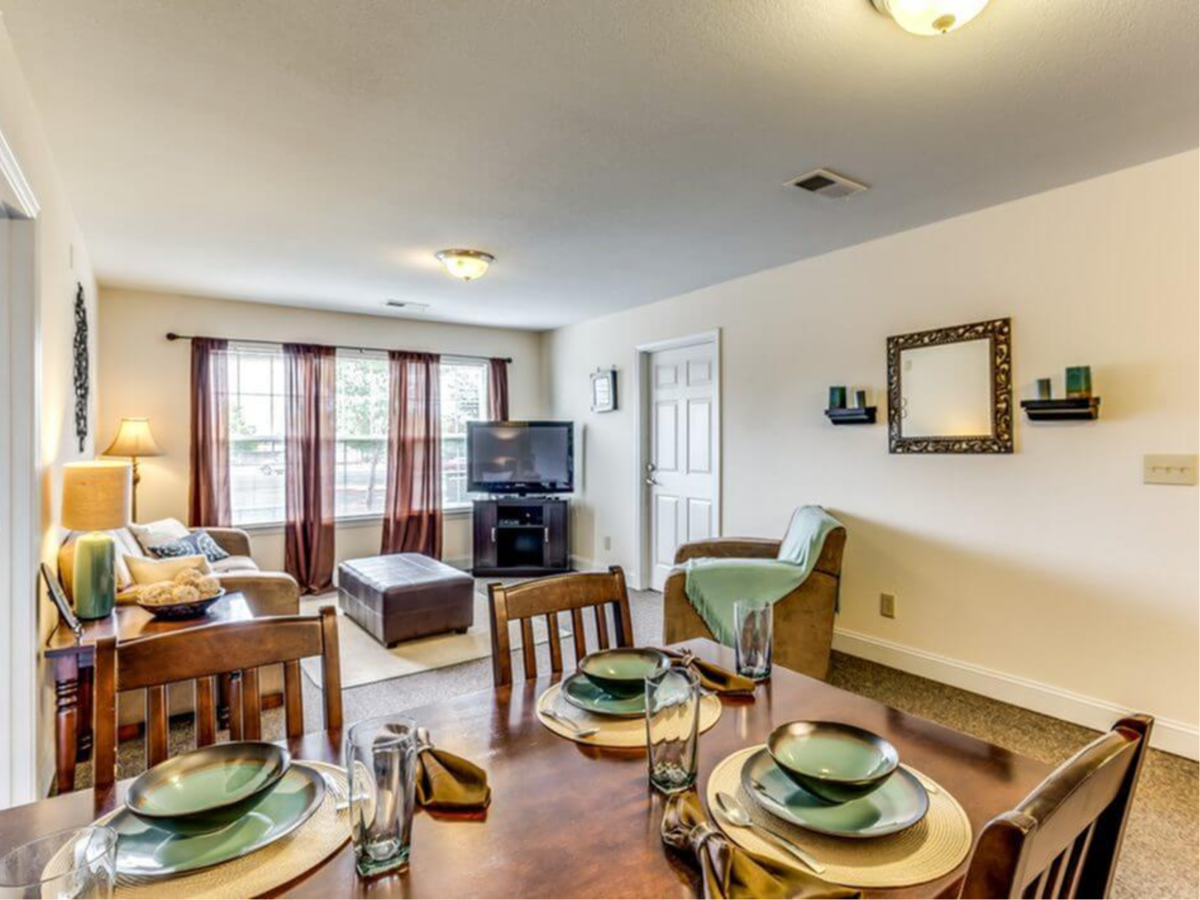 The Verge Greeley Apartments 3202 11Th Ave Evans, CO