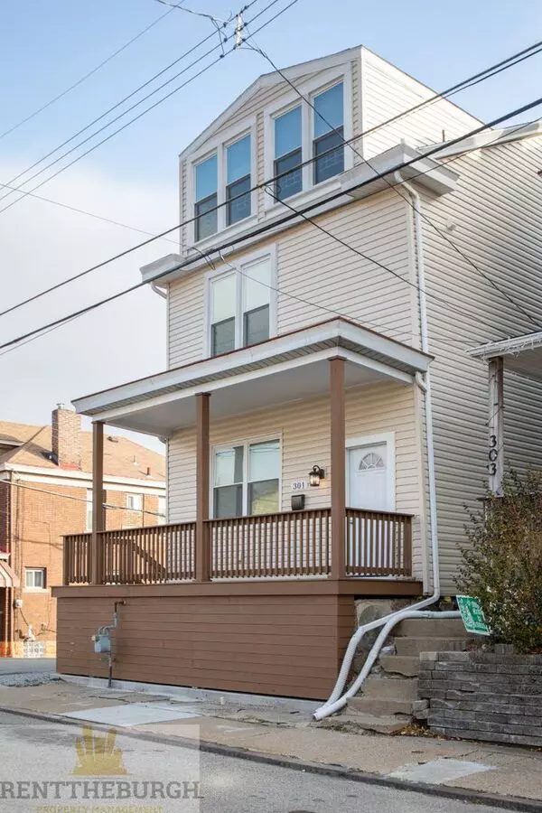 Updated 4br House With 2 Full Baths And Yard! House for rent in Pittsburgh, PA