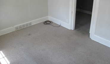 2 of 7 1726 N. Arlington Place Apartment for rent in Milwaukee, WI