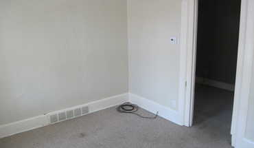 3 of 7 1726 N. Arlington Place Apartment for rent in Milwaukee, WI