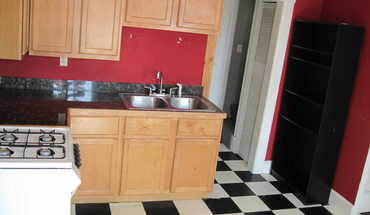 5 of 7 1726 N. Arlington Place Apartment for rent in Milwaukee, WI