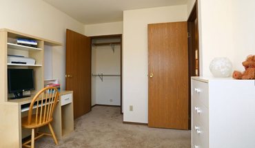 Eco Park Apartments Apartment for rent in Dekalb, IL