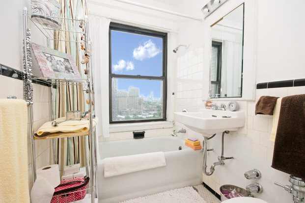 444 W. St. James Pl. Apartment for rent in Chicago, IL