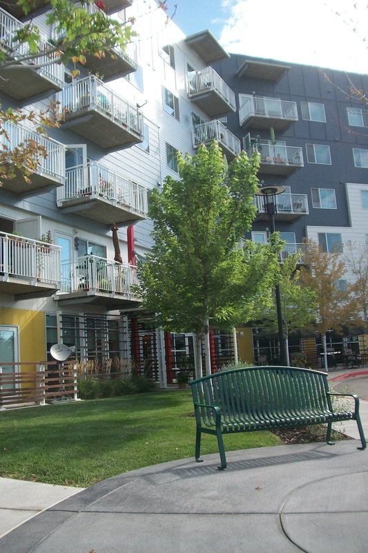 Residences At Creekside Apartments Lakewood, CO Rentable