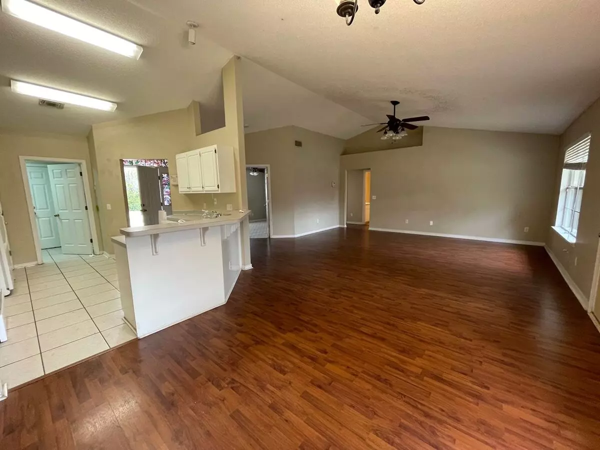 Minutes To Nas Whiting Field House for rent in Milton, FL
