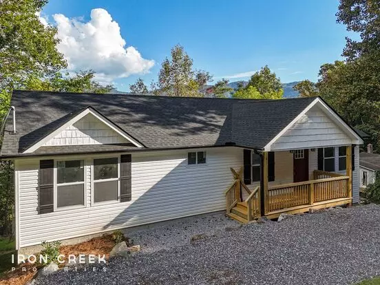 Newly Built 3-bedroom Home In Swannanoa Apartment for rent in Swannanoa, NC