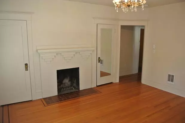 903 South Adams Apartment for rent in Spokane, WA