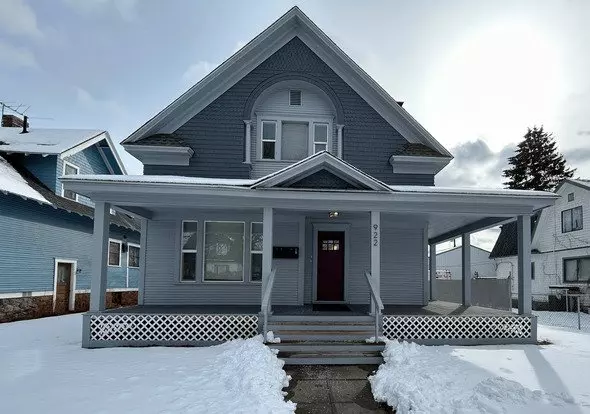 922 E Ermina Ave Apartment for rent in Spokane, WA