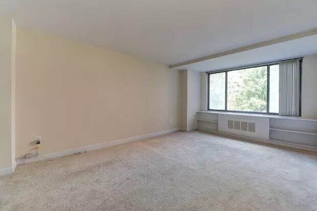 Charming & Spacious Studio At River Place North Apartment for rent in Arlington, VA Charming & Spacious Studio At River Place North Apartment for rent in Arlington, VA