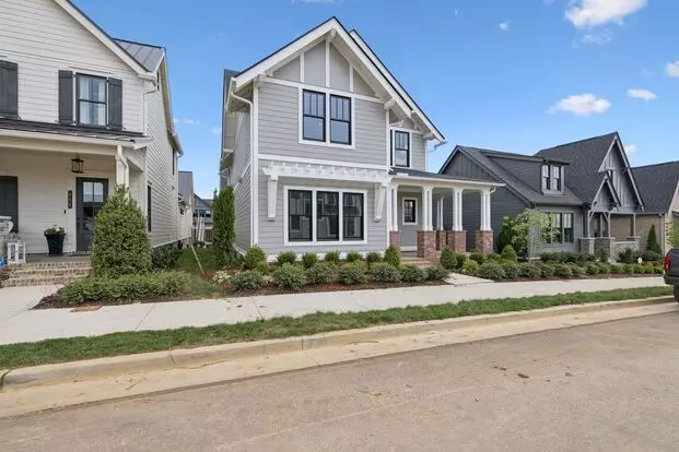 Saddlewalk At June Lake Apartment for rent in Spring Hill, TN