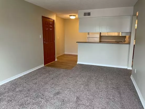 48-01 Mission Ridge Apartment for rent in Mission, KS
