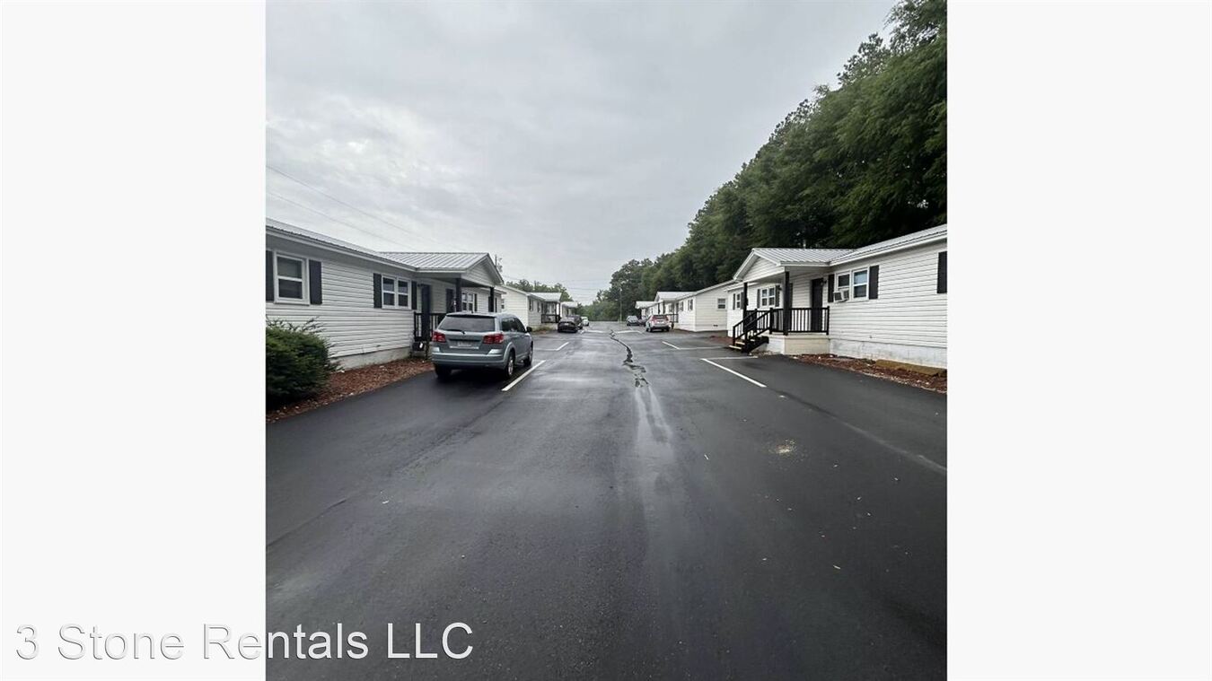 Carolina Meadows Community Located Near Fmu Apartments Florence, SC