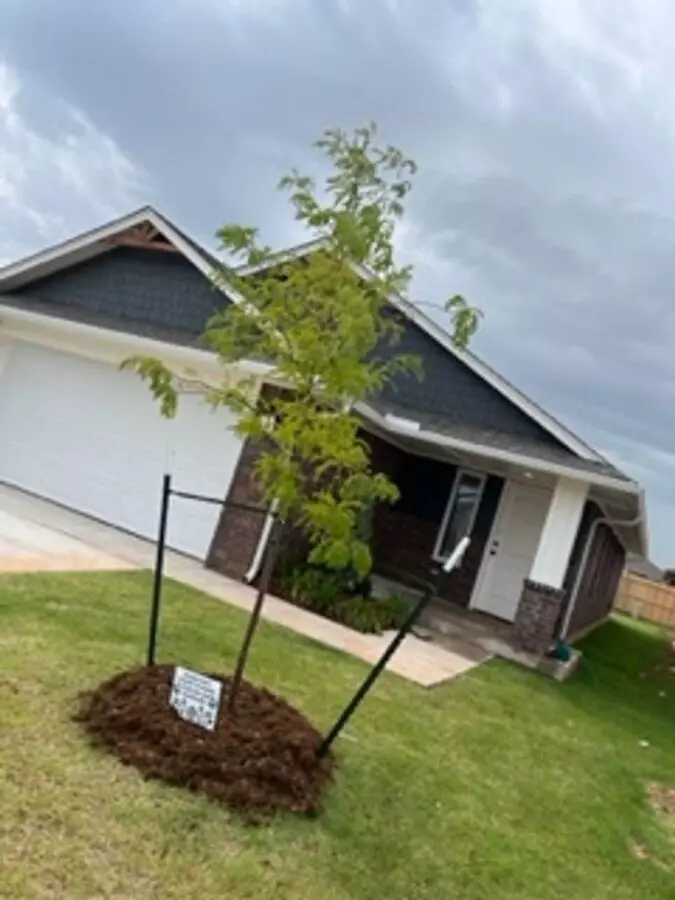Captivating New Home! House for rent in Edmond, OK
