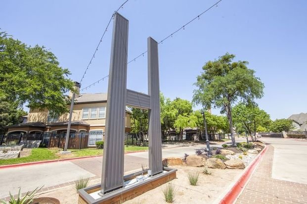 The Heights Apartment for rent in Arlington, TX