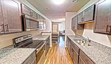 4 of 18 502 E. Springfield Apartment for rent in Champaign, IL