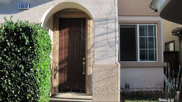 Spacious 4 Bed/2.5 Bath Condo In The Desirable Coronado Community! Apartment for rent in Riverside, CA Spacious 4 Bed/2.5 Bath Condo In The Desirable Coronado Community! Apartment for rent in Riverside, CA