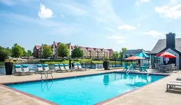 4 of 26 Jefferson on the Lake Apartment for rent in Olathe, KS