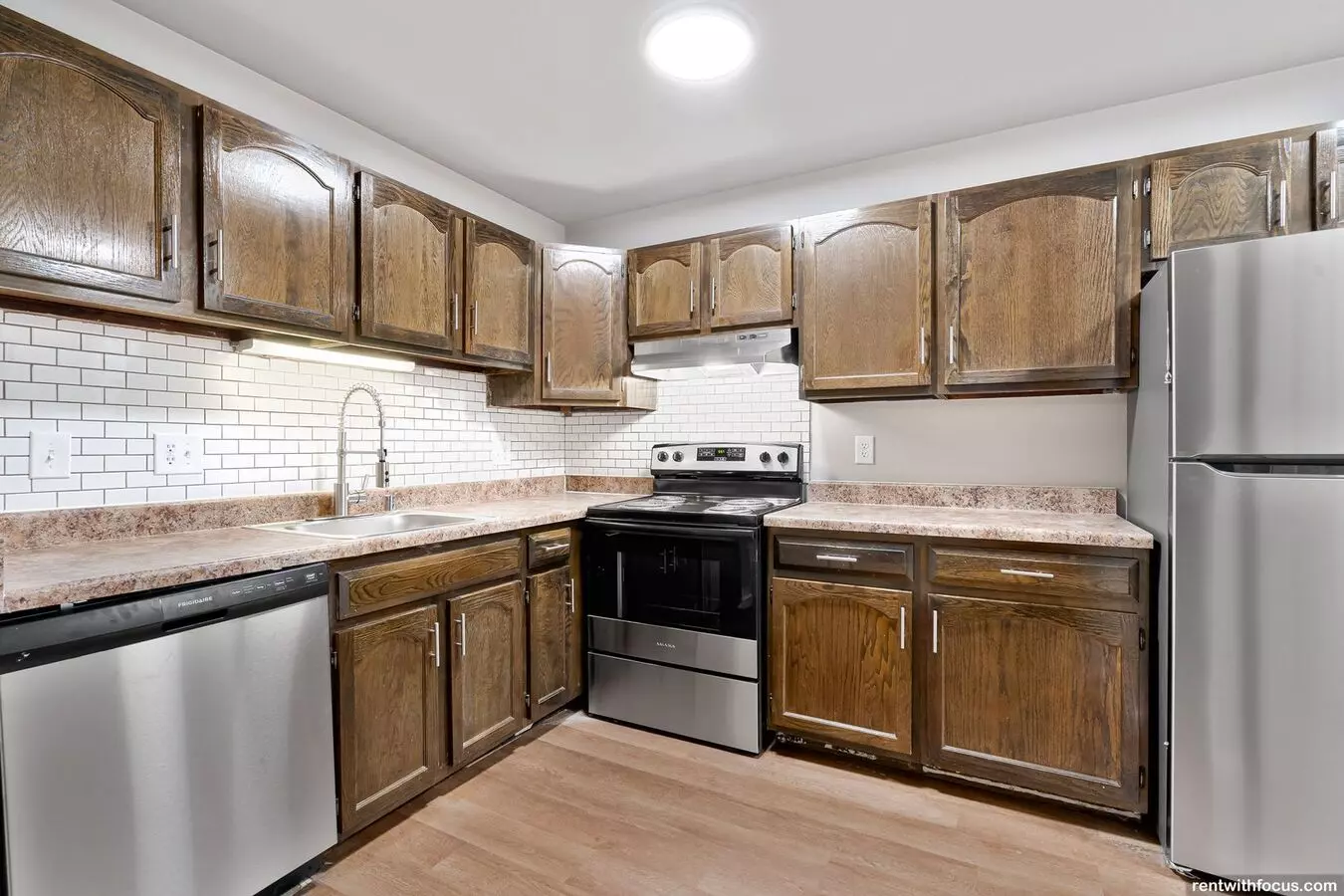 Apple Ridge Townhomes - 8801 Apartment for rent in Milwaukee, WI