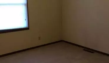 4 of 6 1522 Delaware Ave Apartment for rent in Ames, IA