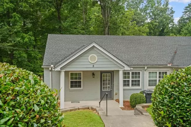 24 Place Apartment for rent in Gainesville, GA