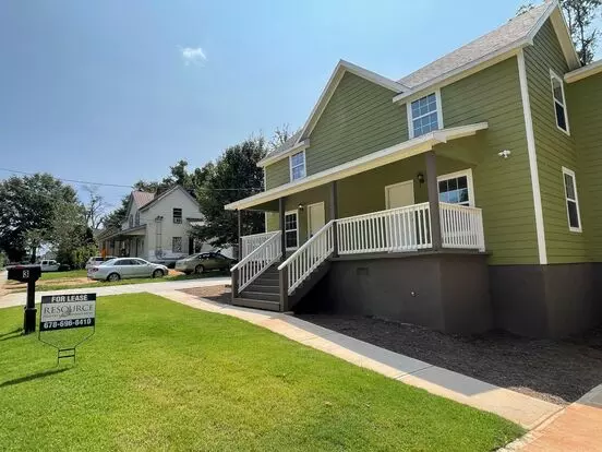 3 Bedroom Duplex In Gainesville Apartment for rent in Gainesville, GA 3 Bedroom Duplex In Gainesville Apartment for rent in Gainesville, GA