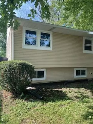 Charming 3-bedroom Home With Spacious Yard & Basement Apartment for rent in Lima, OH