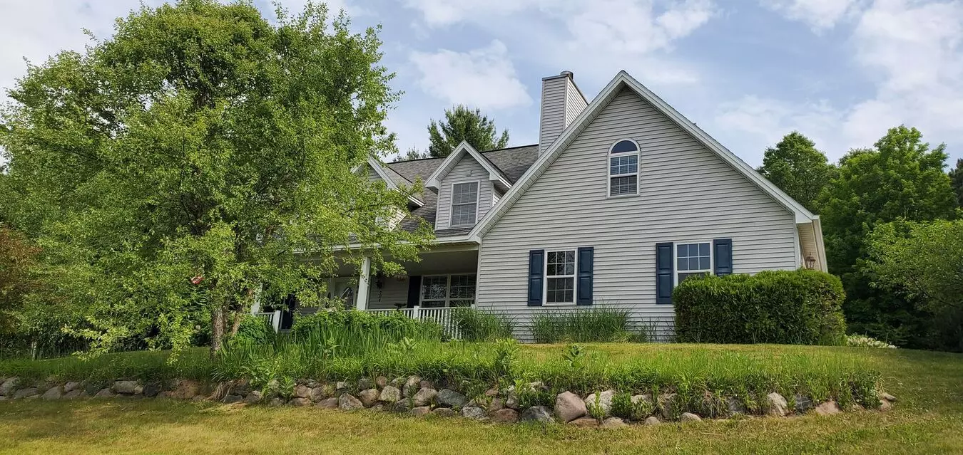 Spacious 5 Bedroom Executive Level Home House for rent in Traverse City, MI