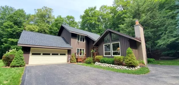 V - Fairway House Apartment for rent in Beulah, MI V - Fairway House Apartment for rent in Beulah, MI