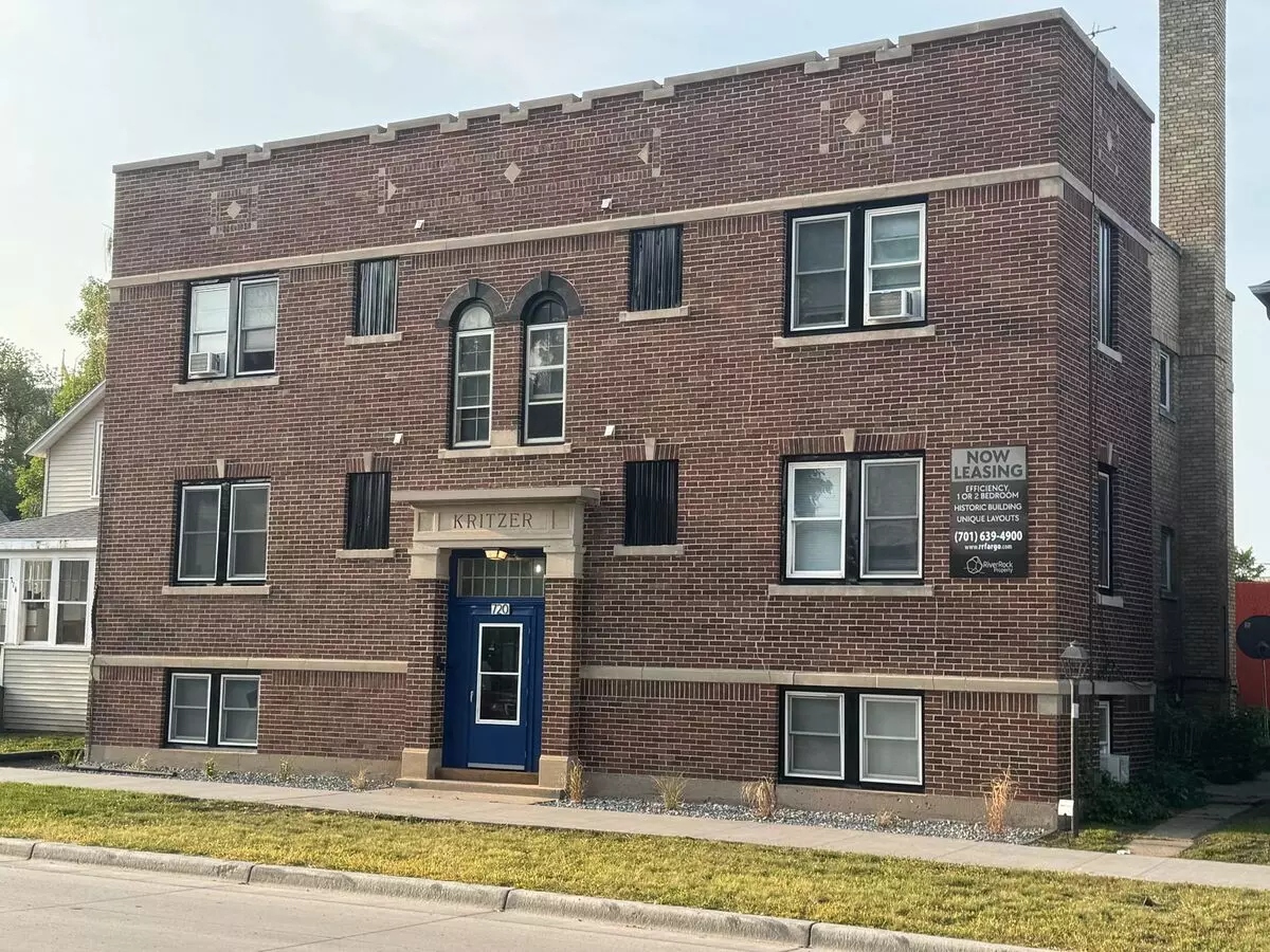 2 of 2 720 Apartment for rent in Fargo, ND